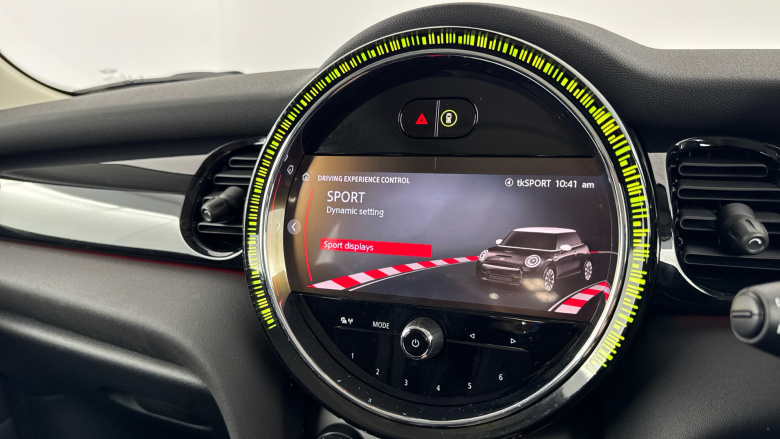 MINI Hatchback 2.0 Cooper S Classic 3dr Auto Petrol Hatchback